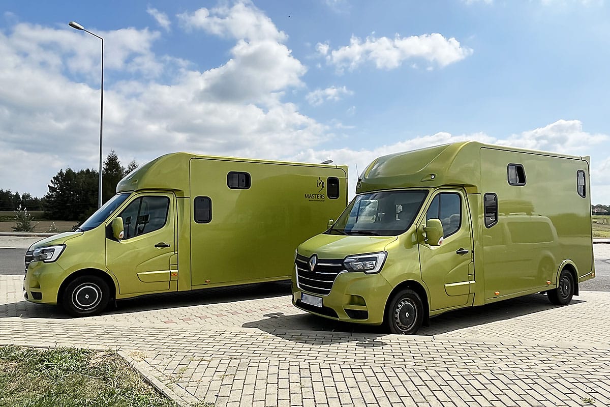 Horseboxes and Horse Trailers – Choosing the Ideal Option for Your Horse